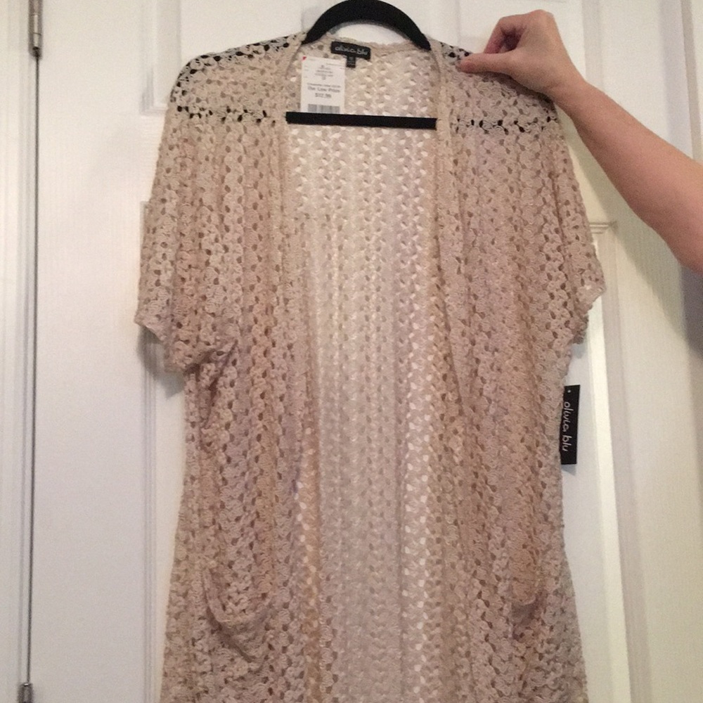 NWT Olivia Blu coverup